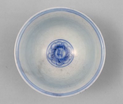 图片[2]-Blue and white hand cup with lotus pattern-China Archive